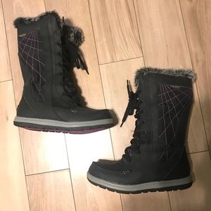 Köppen Black & Purple Snow Boots